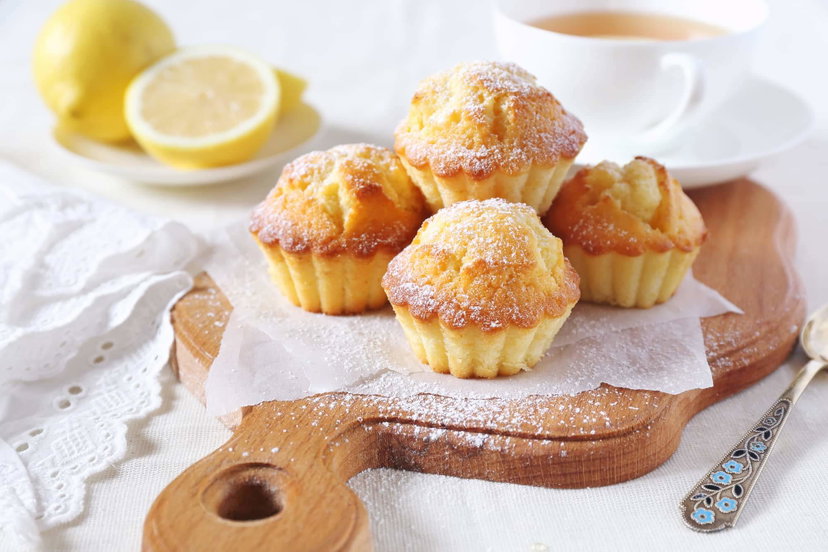 Muffin al limone in friggitrice ad aria, soffici e morbidissimi preview