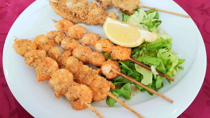Spiedini di gamberi gratinati in friggitrice ad aria, come ottenerli morbidissimi preview