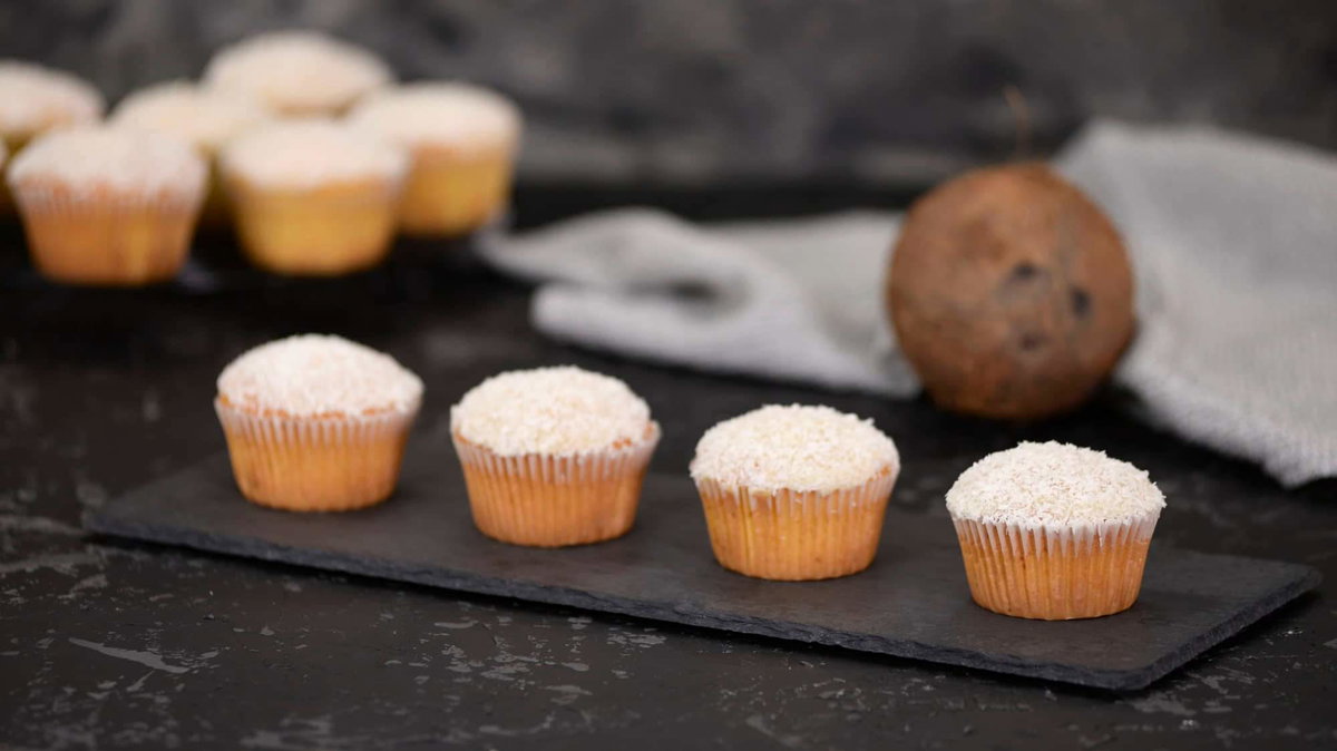 Muffin al cocco in friggitrice ad aria, soffici come una nuvola article-post