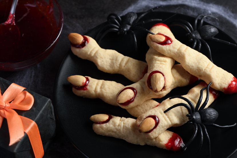 Biscotti dita della strega in friggitrice ad aria, i dolcetti stregati per Halloween preview