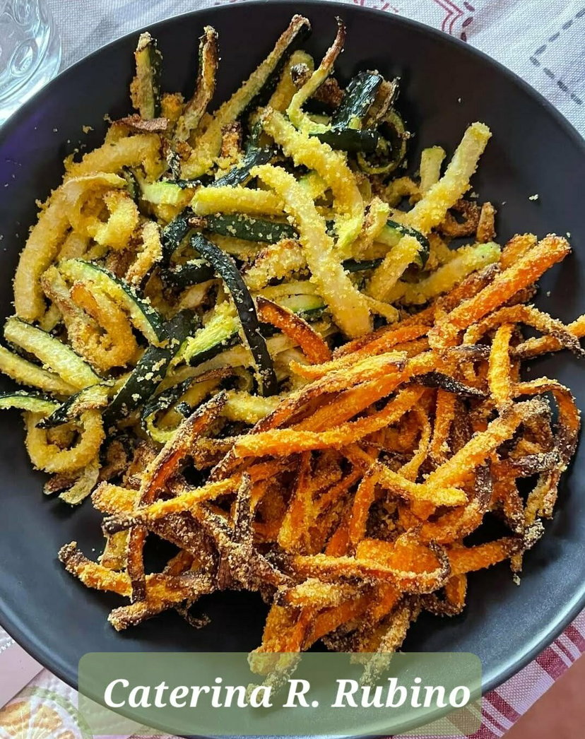 Bastoncini di carote e zucchine in friggitrice ad aria, gustose e croccantissime preview