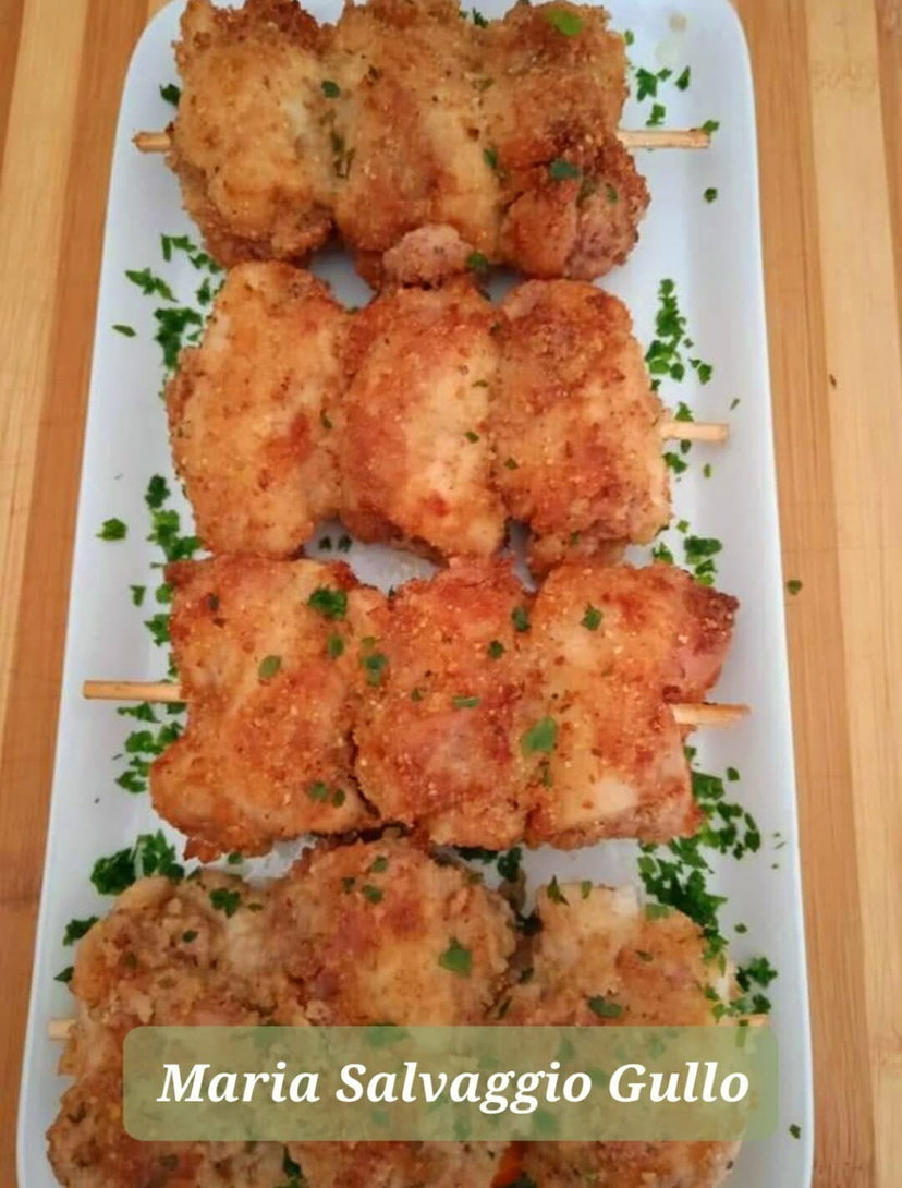 Involtini di pollo e pistacchio in friggitrice ad aria, gli spiedini buonissimi preview