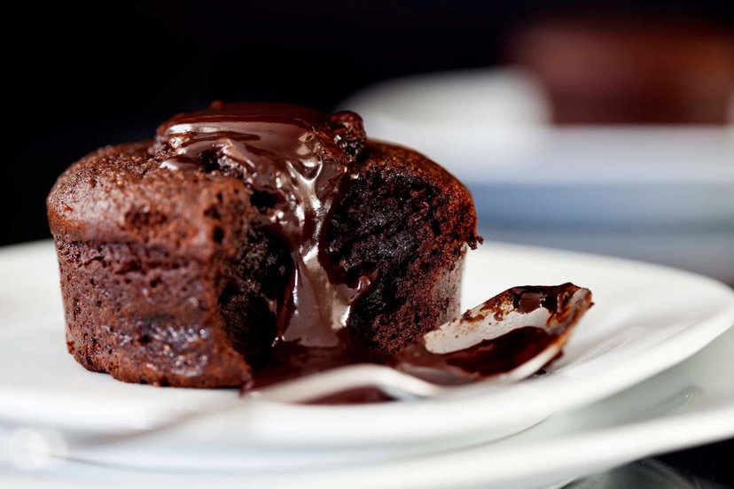 Tortino cuore morbido al cioccolato in friggitrice ad aria. Scopri la ricetta facilissima preview