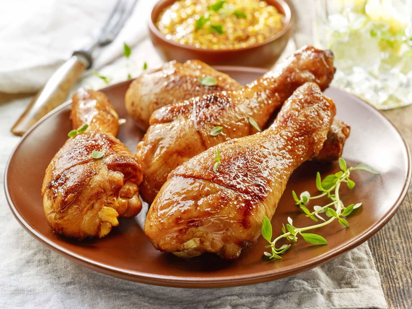 Cosce di pollo in friggitrice ad aria, croccanti fuori e morbide dentro preview