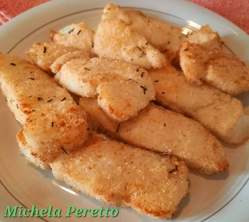 Merluzzo fresco panato in friggitrice ad aria, un secondo di pesce velocissimo preview