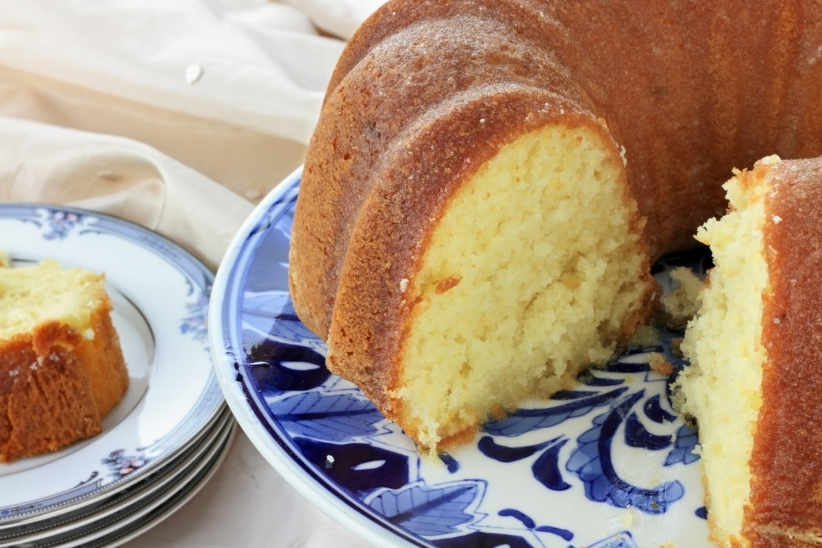 Ciambellone al limone in friggitrice ad aria, soffice come una nuvola article-post