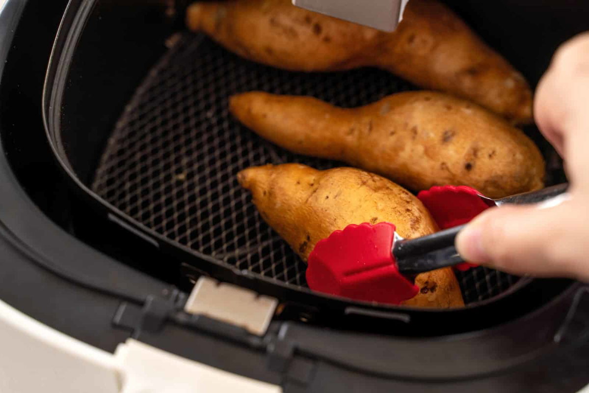 Come cuocere le patate dolci o americane in friggitrice ad aria, ecco 2 metodi article-post