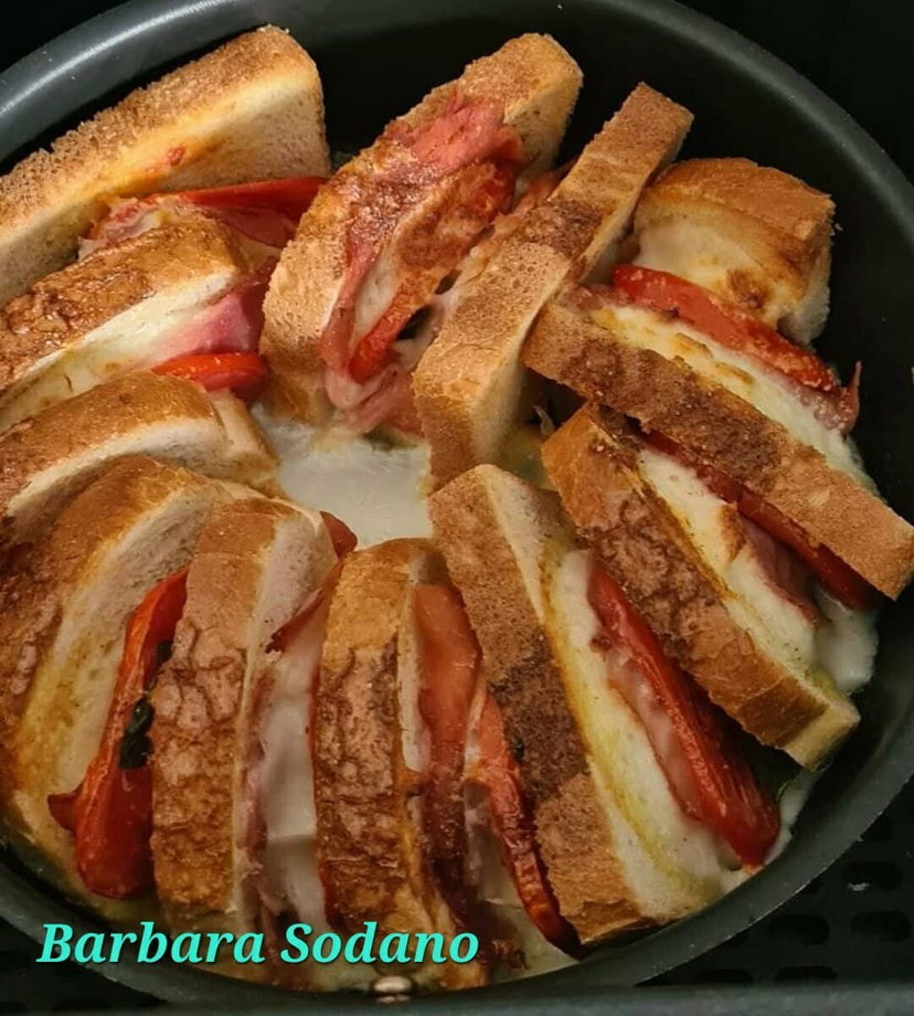 Torta salata di pancarrè in friggitrice ad aria, buona da leccarsi I baffi preview