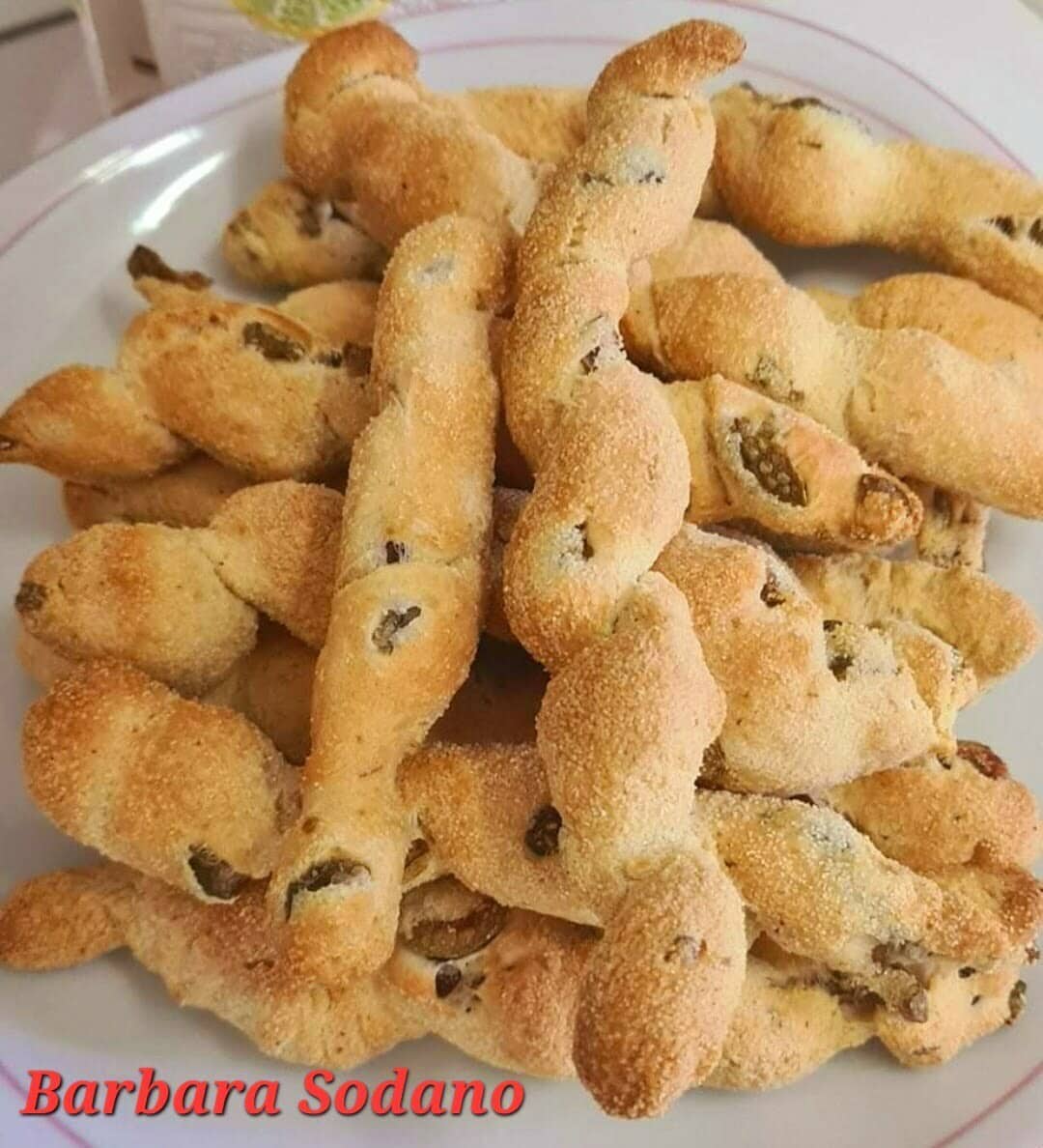 Torcetti alle olive in friggitrice ad aria, senza lievitazione article-post