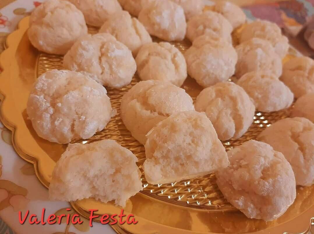 Biscotti di albumi con ricotta e limone in friggitrice ad aria article-post