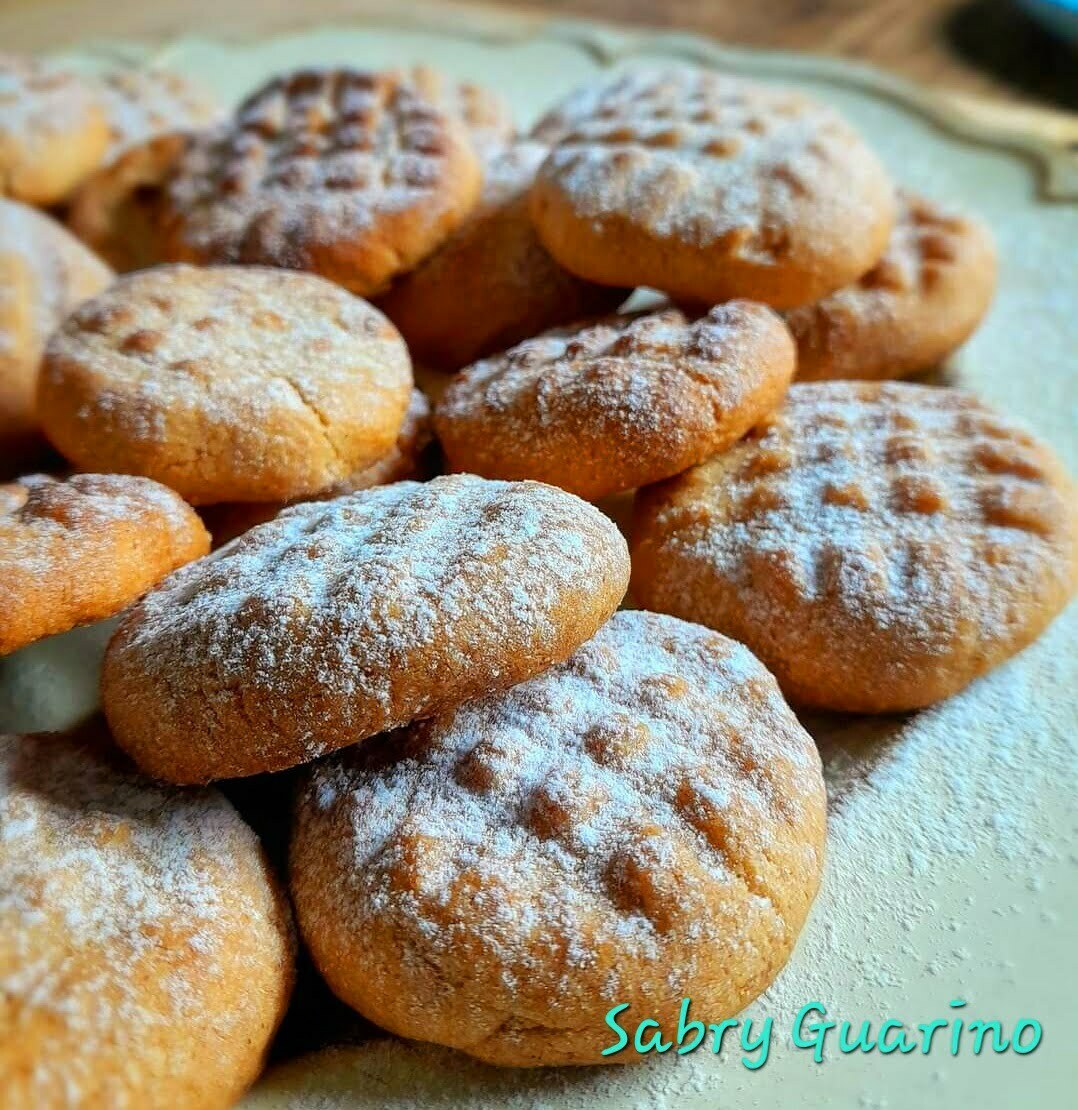Biscotti al burro di arachidi in friggitrice ad aria article-post
