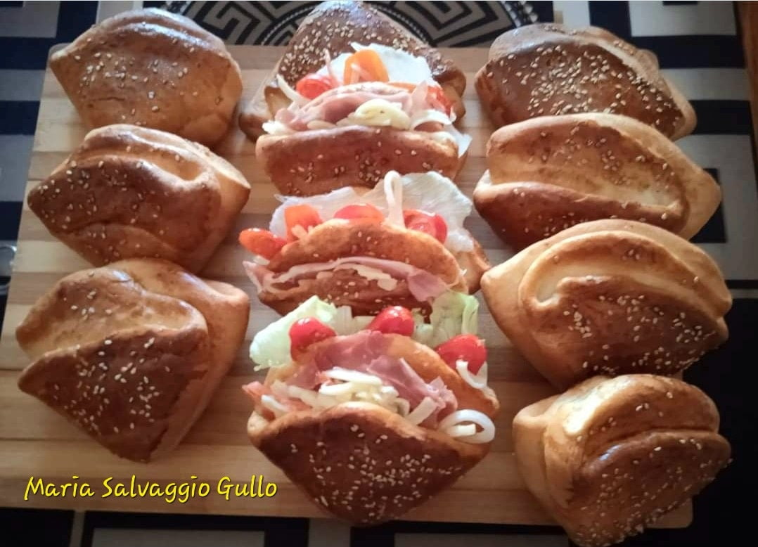 Panini morbidi a forma di triangolo in friggitrice ad aria, facilissimi e buonissimi article-post