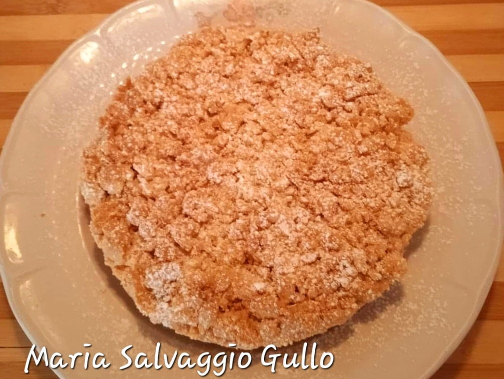 Sbriciolata alle mele in friggitrice ad aria, con un ripieno goloso article-post