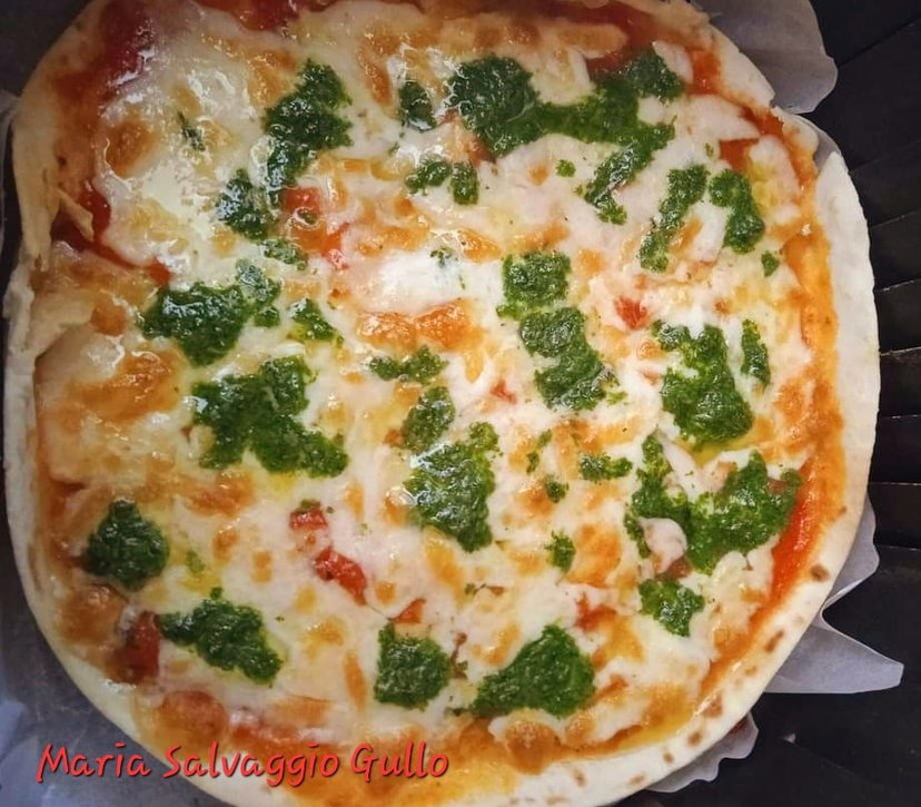 Piadapizza in friggitrice ad aria, la finta pizza pronta in 8 minuti preview