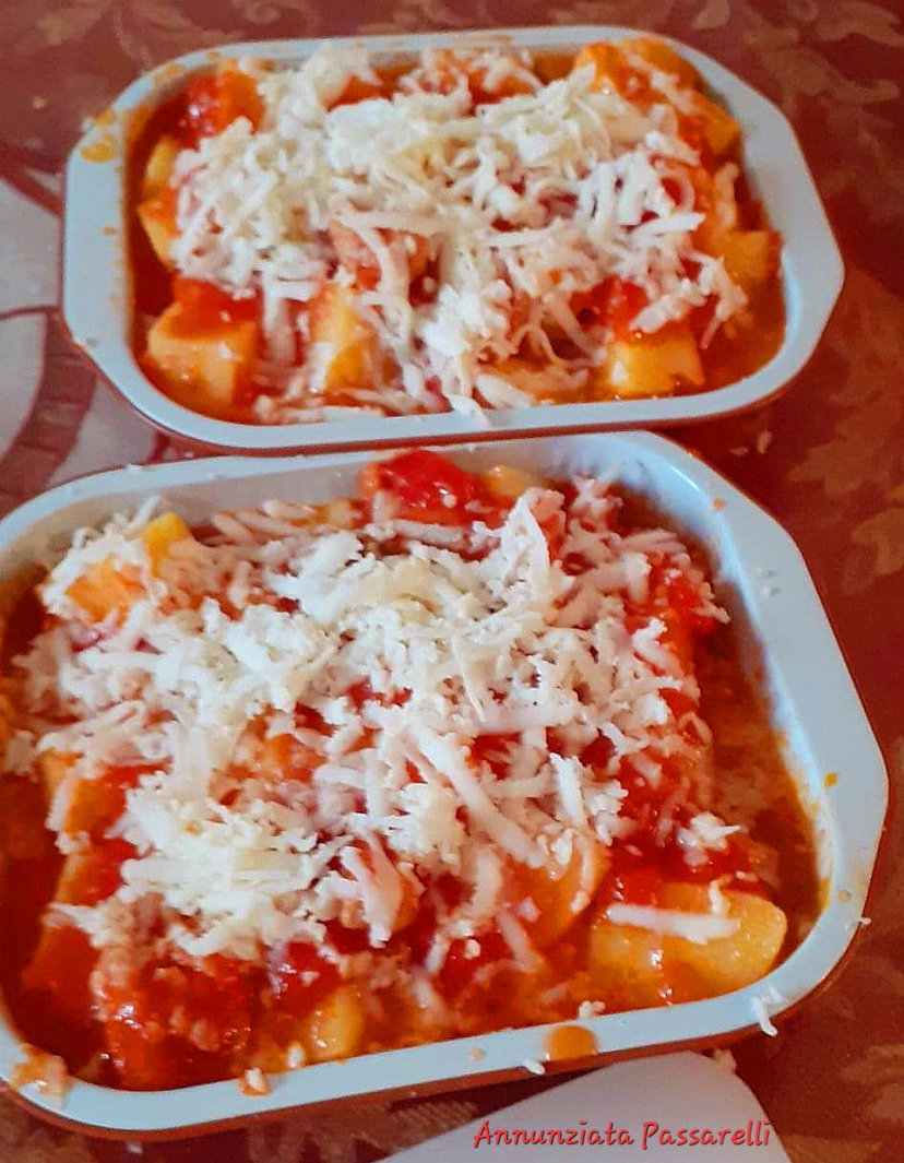 Polenta con sugo di salsiccia in friggitrice ad aria, un primo buonissimo preview