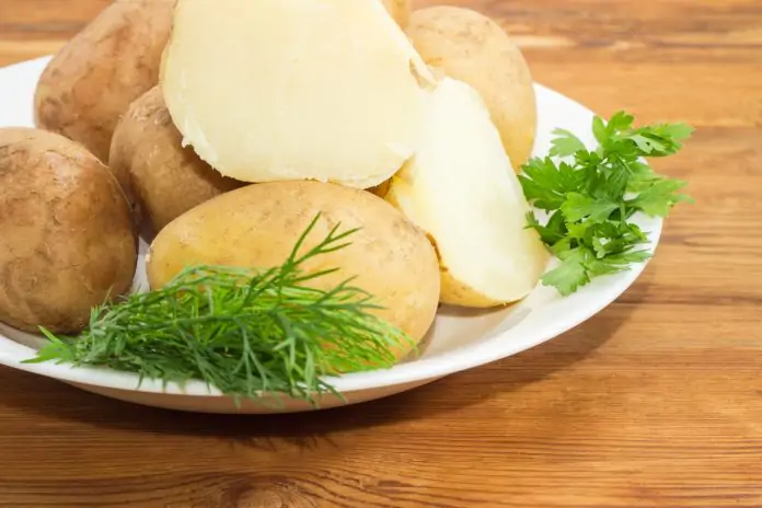 Lessare le patate senza acqua. Non ci credi? Usa il nostro metodo infallibile preview