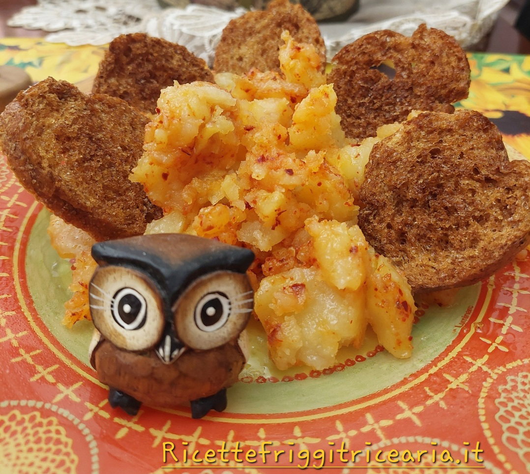 Le mie patate cunzate in friggitrice ad aria con il peperone crusco article-post