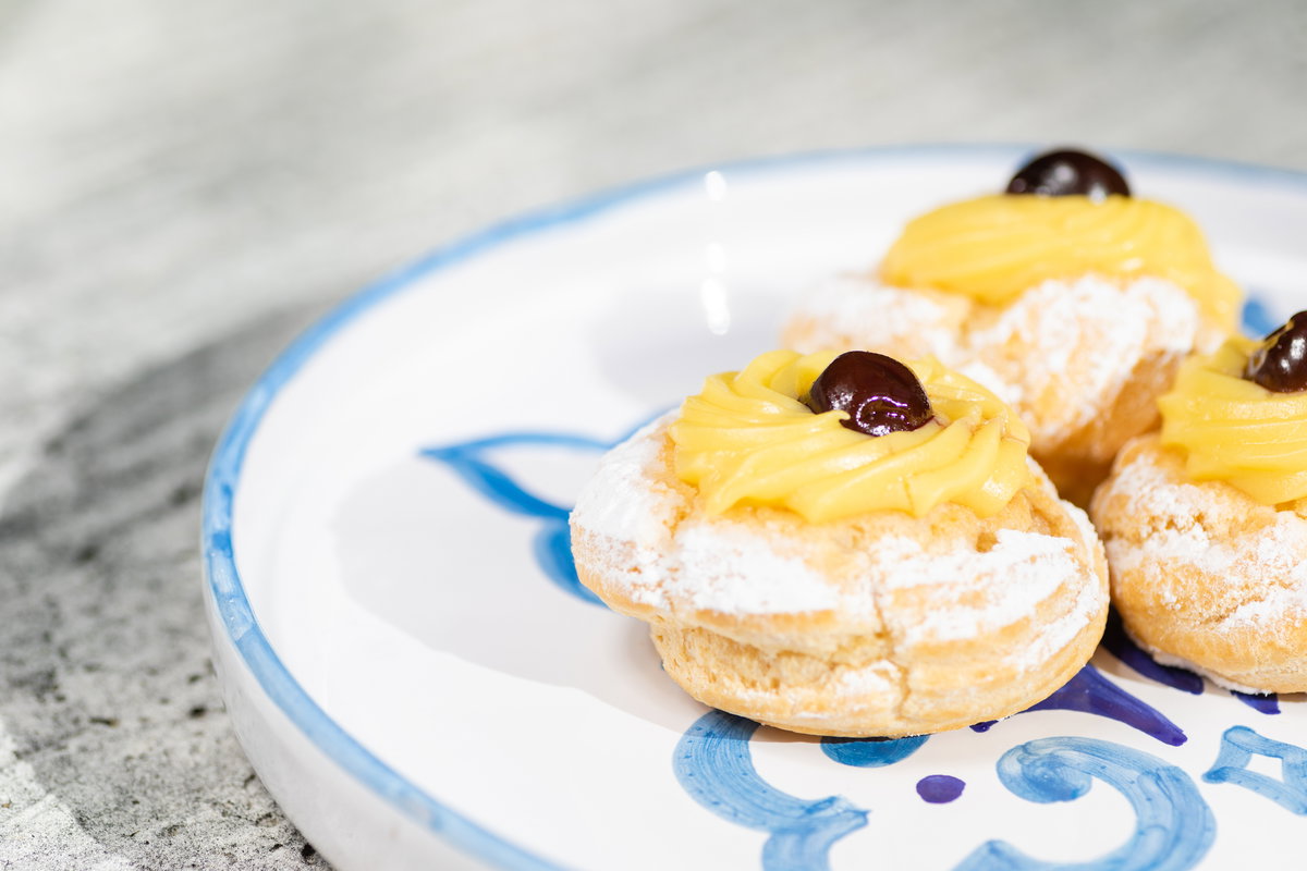 Zeppole di San Giuseppe in friggitrice ad aria: versione classica, al cioccolato e red velvet article-post