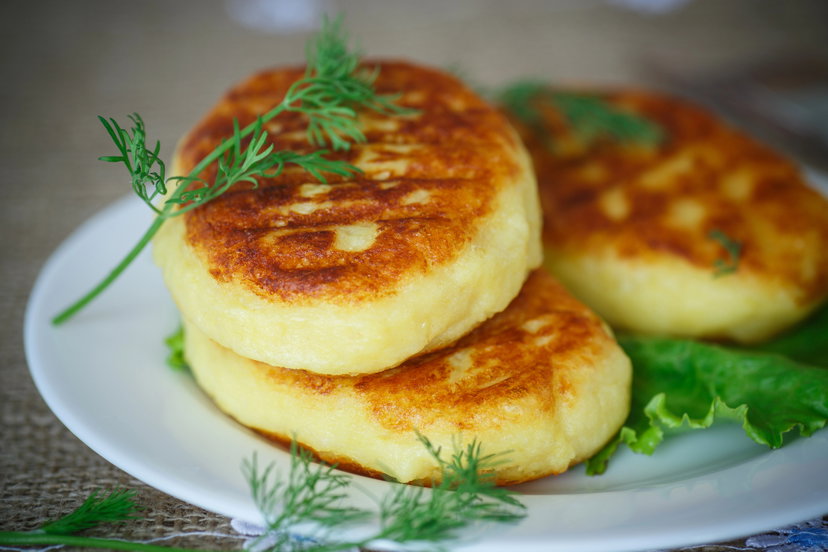 Hamburger di patate in friggitrice ad aria: il delizioso burger ripieno preview