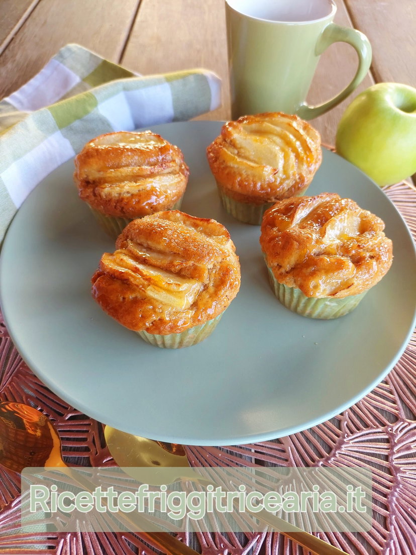 Muffin alle mele in friggitrice ad aria, la ricetta INFALLIBILE preview