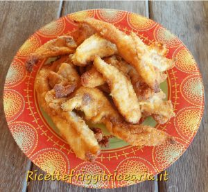 Straccetti di pollo in friggitrice ad aria