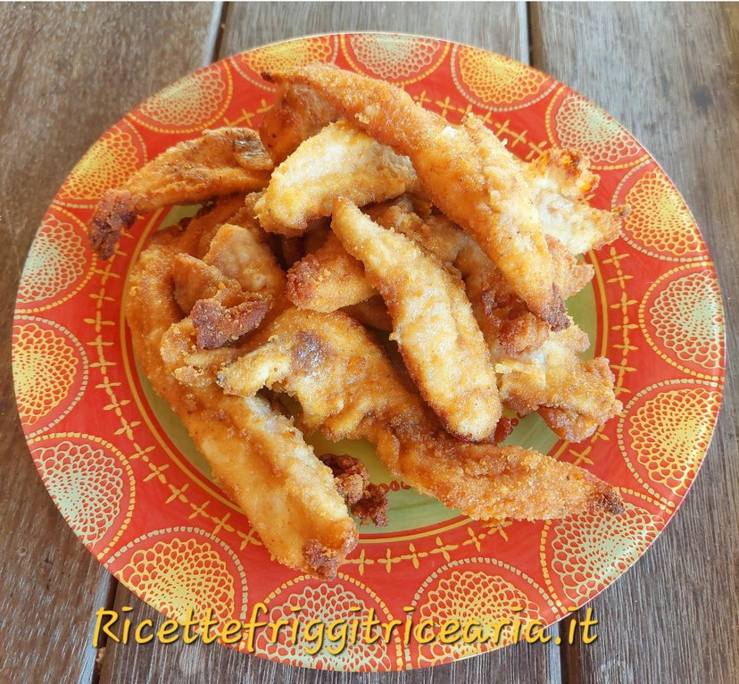 Straccetti di pollo in friggitrice ad aria facilissimi. Video Ricetta preview