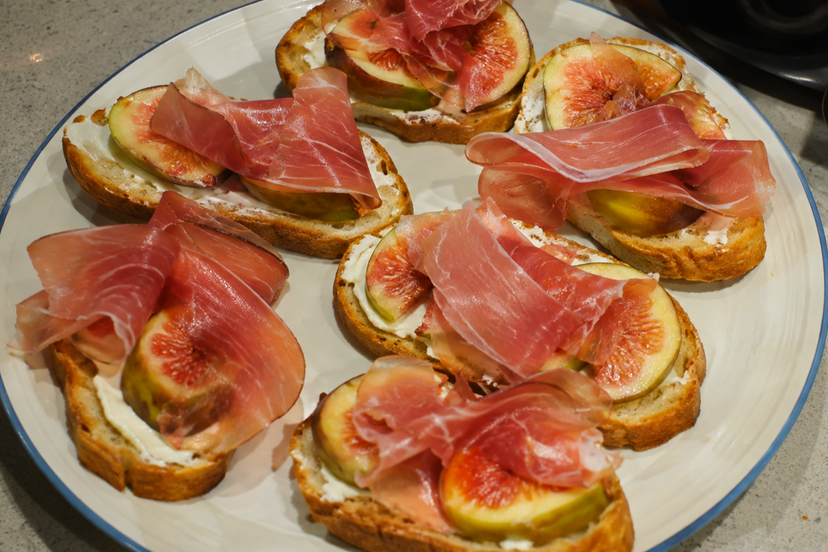 Bruschette con fichi e prosciutto in friggitrice ad aria preview