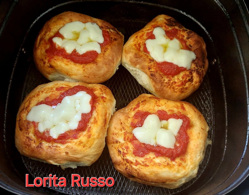 Pizzette margherita in friggitrice ad aria preview