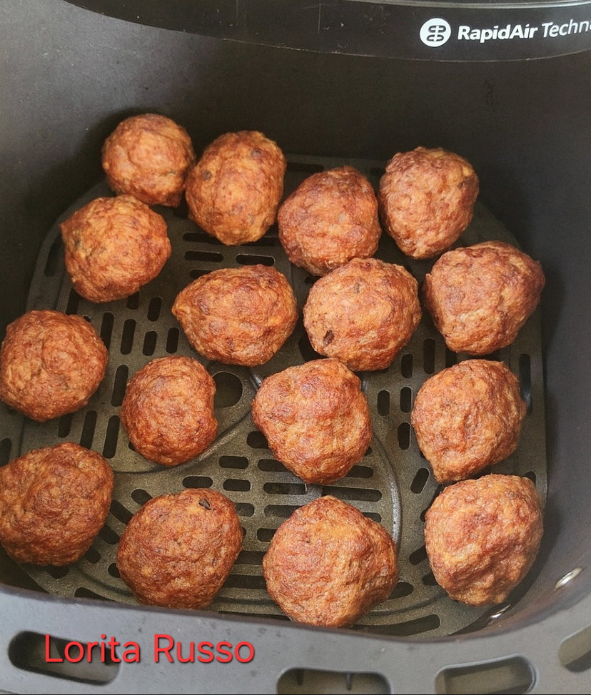 Polpette morbidissime in friggitrice ad aria, ti svelo il trucco della ricotta preview