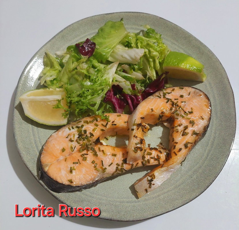 Filetto o trancio di salmone al limone ed erbette in friggitrice ad aria preview