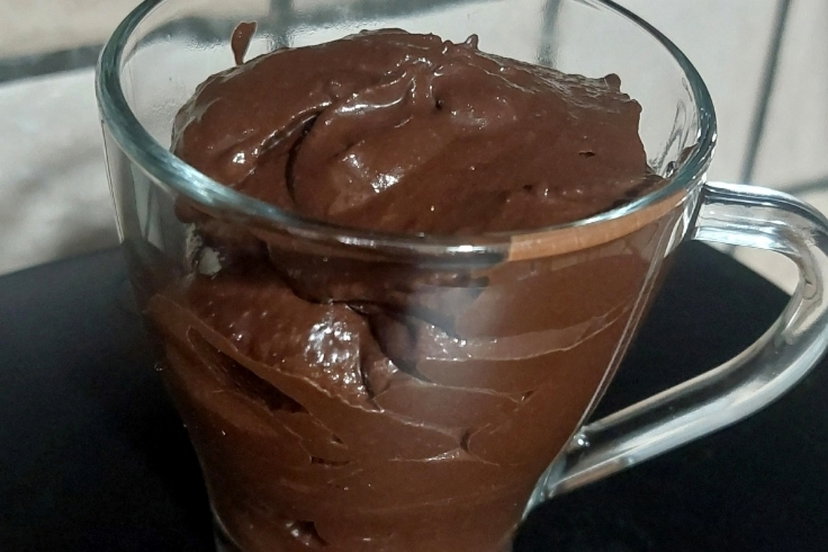 Crema spalmabile al cioccolato con ingrediente segreto: la nuova ricetta virale ideata da Lorita Russo preview