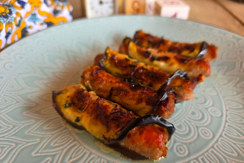 Rotolini di melanzane e salsiccia in friggitrice ad aria preview