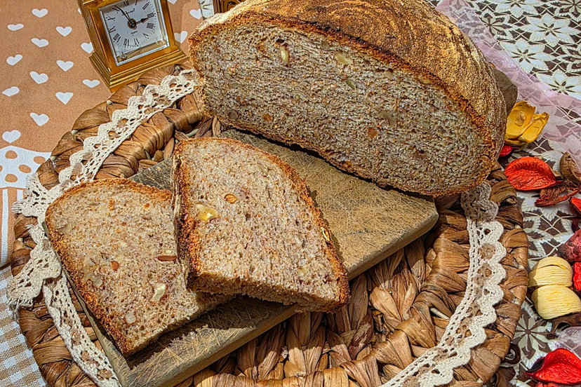 Pane alle noci in friggitrice ad aria: fragrante fuori e morbido dentro preview