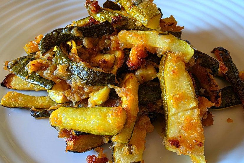 Bastoncini di zucchine sabbiate in friggitrice ad aria preview