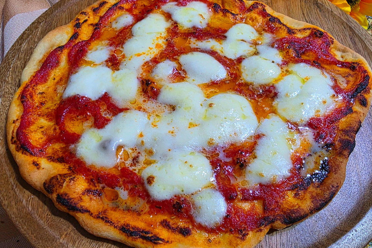Pizza romana in friggitrice ad aria: sottile, croccante e pronta in pochi minuti article-post