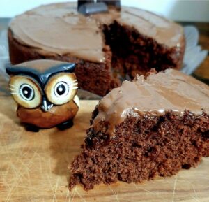 Torta al cioccolato senza uova in friggitrice ad aria