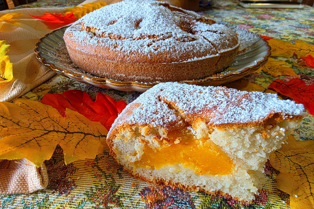 Torta nuvola alle pesche in friggitrice ad aria, soffice e facilissima grazie a questo ingrediente article-post