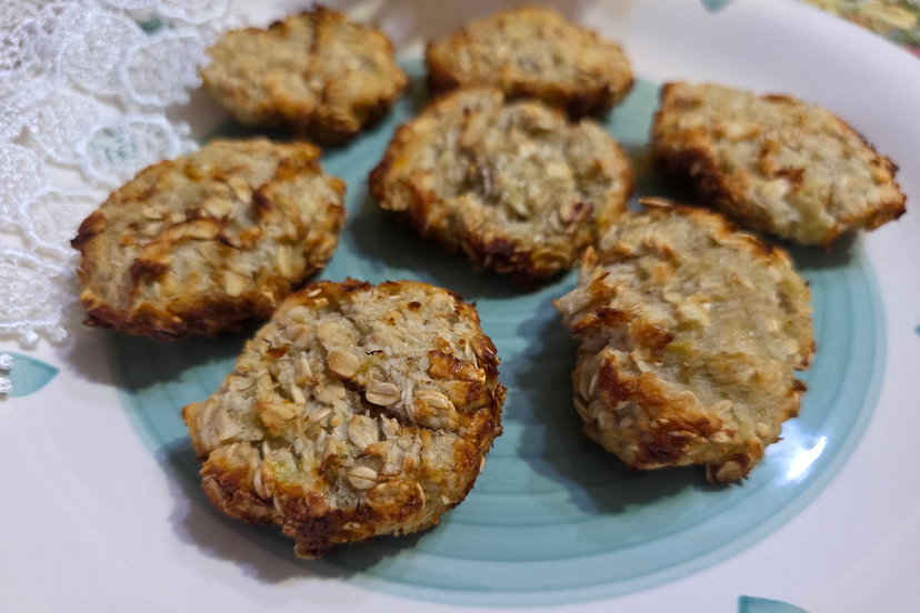 Biscotti banana e cocco in friggitrice ad aria, senza farina e senza zuccheri aggiunti preview