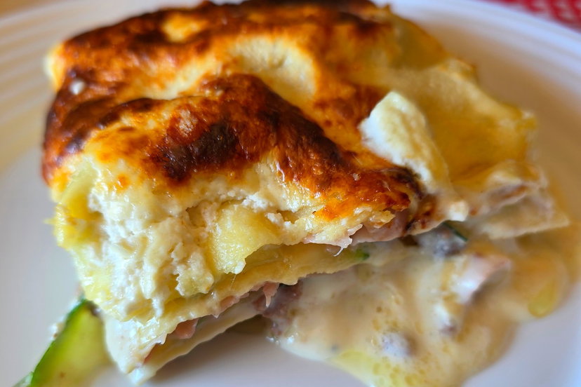 Lasagne con zucchine e carne macinata in friggitrice ad aria, cremosissime grazie a questo trucco preview