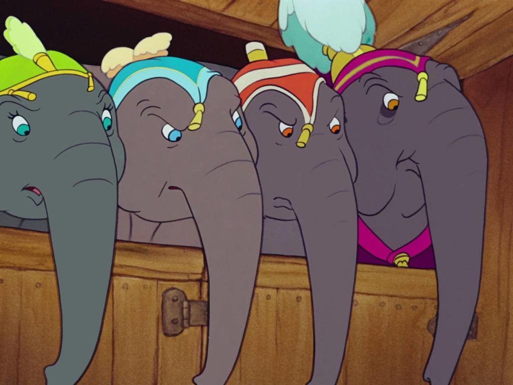 Dumbo compie 76 anni: Le 5 scene più traumatiche del 4° Classico Disney