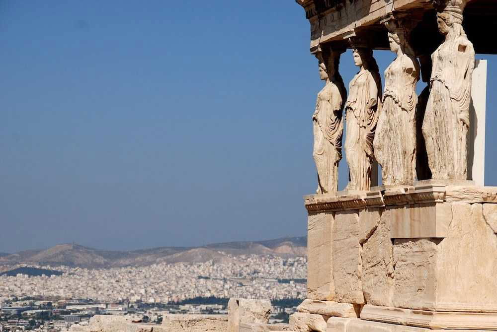 Come raggiungere Atene dall'aeroporto: soluzioni e prezzi