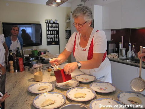 Kärntner Käsnudeln, gnocchi carinziani (piatto tipico austriaco) preview