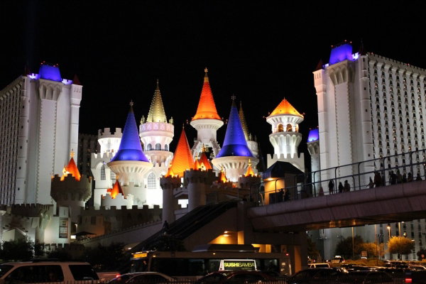 Hotel Di Las Vegas Ispirato Ad Un Paese Come