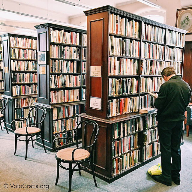 foto belfast linen hall library