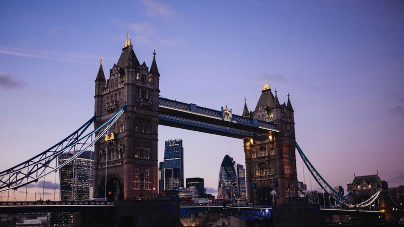 vinci un viaggio a londra