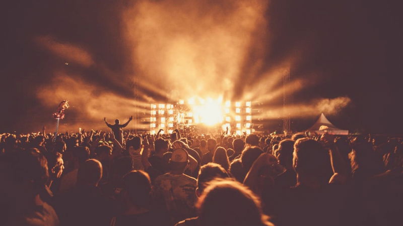 concorso per vincere viaggio concerto guns n roses