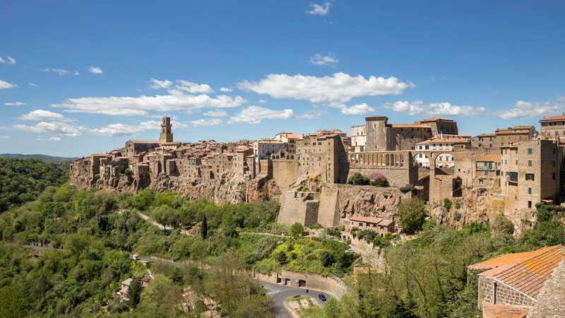 visitare borghi tufo maremma