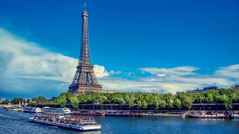 vinci un viaggio a parigi