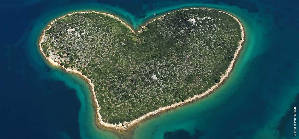L'isola a forma di cuore in Croazia: dove si trova e come ...