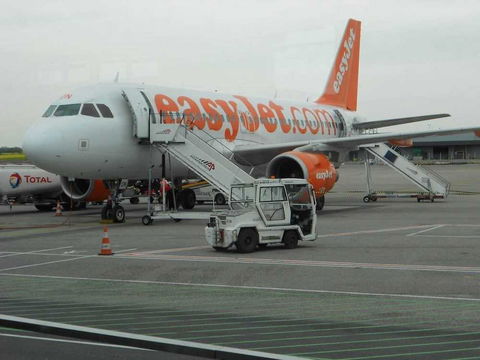 Bagaglio da stiva easyJet: peso, dimensioni e costo preview